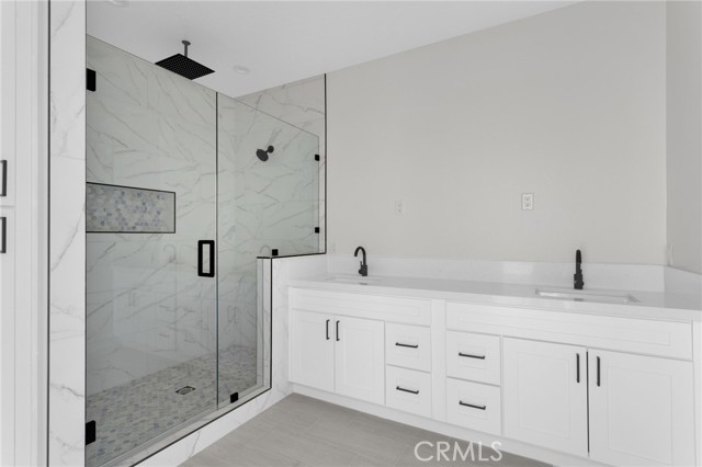 Detail Gallery Image 32 of 50 For 16339 Rimrock Rd. Rd, Apple Valley,  CA 92307 - 4 Beds | 3/1 Baths