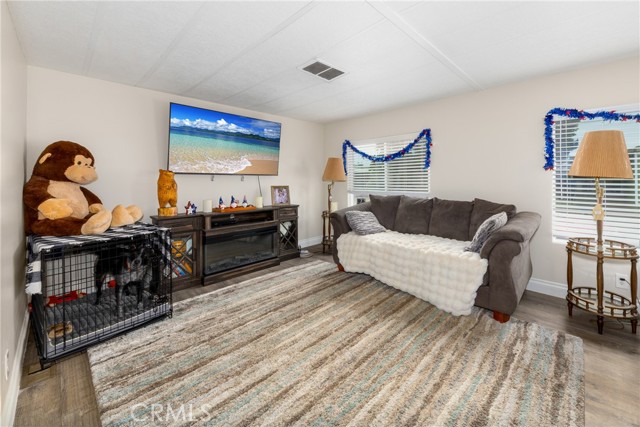 15050 Monte Vista Avenue, Chino Hills CA: https://media.crmls.org/medias/e7def089-4070-4176-a4cd-ac25cd5468c5.jpg