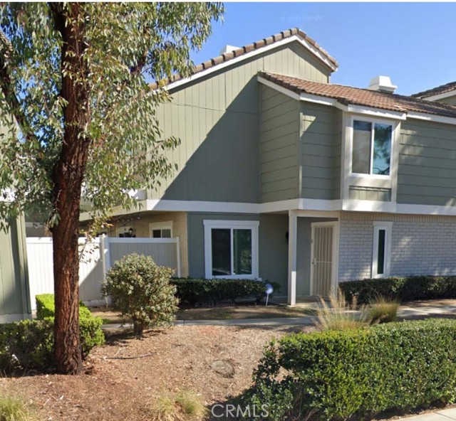 Detail Gallery Image 1 of 1 For 760 Golden Springs Dr #B,  Diamond Bar,  CA 91765 - 3 Beds | 2/1 Baths