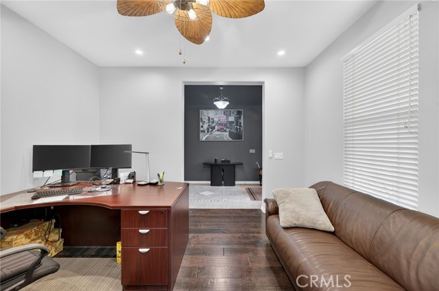 Detail Gallery Image 10 of 38 For 23801 Hollingsworth, Murrieta,  CA 92562 - 4 Beds | 3/1 Baths