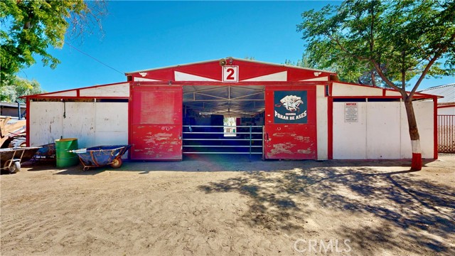 9983 Choiceana Avenue, Hesperia CA: https://media.crmls.org/medias/e7e02a27-28fe-431a-a818-f0ac12d7cd7a.jpg
