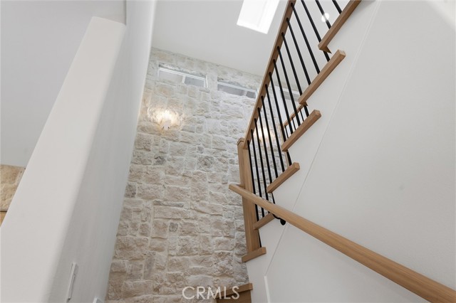 Detail Gallery Image 28 of 65 For 4707 Park Olivo #N,  Calabasas,  CA 91302 - 3 Beds | 3 Baths