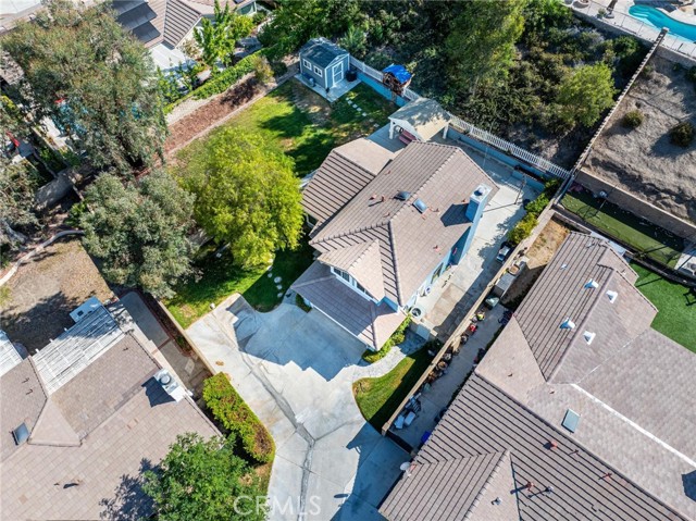 Detail Gallery Image 2 of 44 For 27224 Waterford Dr, Valencia,  CA 91354 - 3 Beds | 2/1 Baths