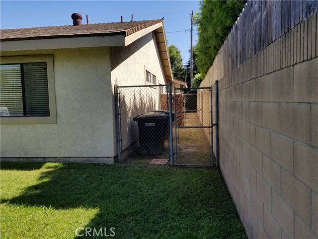 9935 Palm Street, Bellflower, California 90706, 3 Bedrooms Bedrooms, ,2 BathroomsBathrooms,Single Family Residence,For Sale,Palm,PW24123848