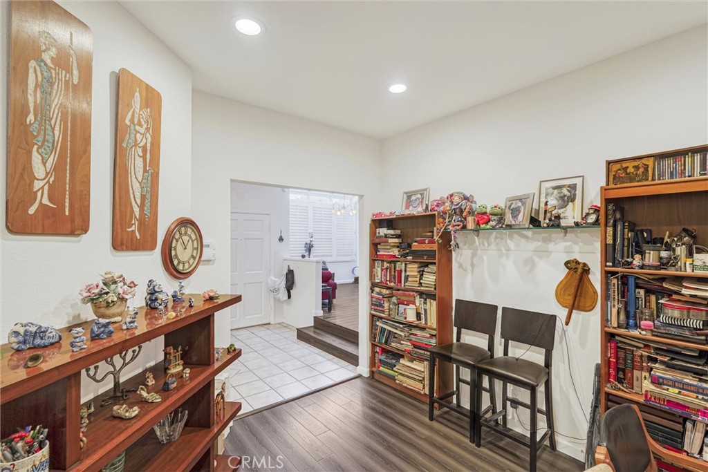 MLS #SR25123888 image #5