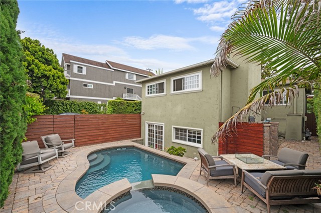 1700 Stanford Avenue, Redondo Beach CA: https://media.crmls.org/medias/e7e595b3-343d-480c-be39-59d0736f535e.jpg