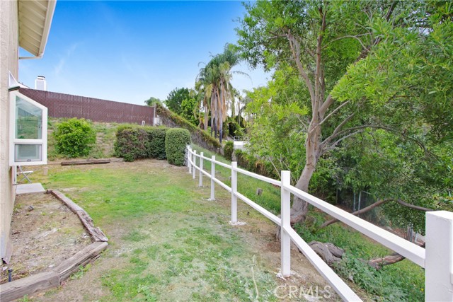 15015 Aqueduct Lane, Chino Hills CA: https://media.crmls.org/medias/e7e5de79-3db6-4c58-83a5-01b9fd725e3f.jpg