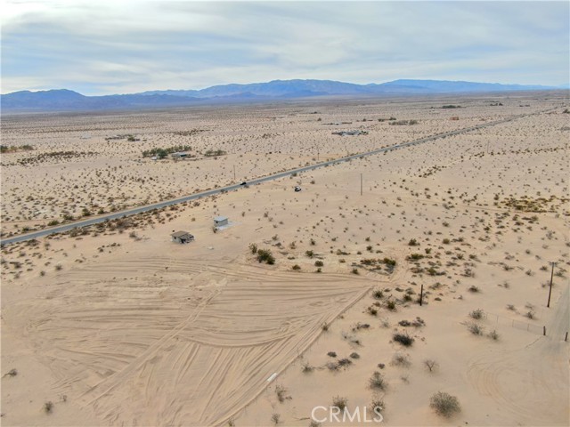 Detail Gallery Image 4 of 10 For 85188 Amboy Rd, Twentynine Palms,  CA 92277 - 0 Beds | 0 Baths