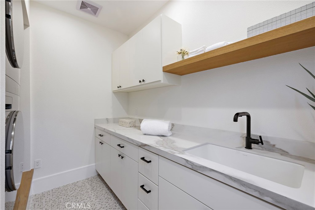 MLS #OC26122354 image #39