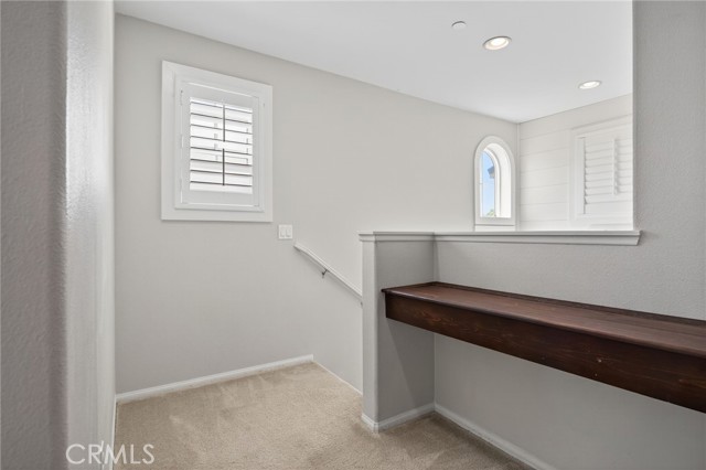3459 N Oxnard Boulevard, Oxnard CA: https://media.crmls.org/medias/e7e74857-53e5-4633-b156-a178fdc0c992.jpg