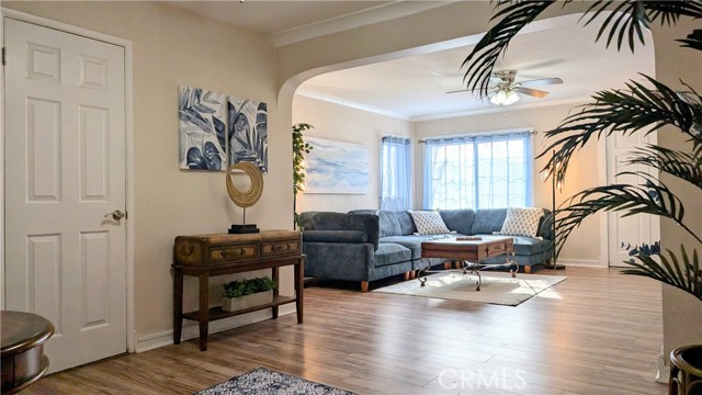 Detail Gallery Image 1 of 53 For 3854 Arlington Ave, Los Angeles,  CA 90008 - 8 Beds | 4 Baths