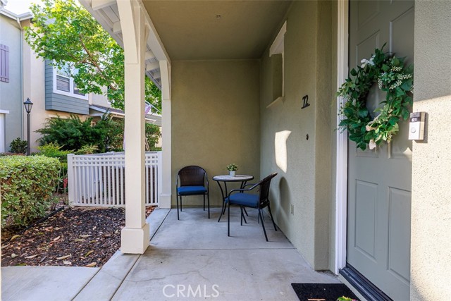 72 Orange Blossom, Ladera Ranch CA: https://media.crmls.org/medias/e7e890f8-f44c-4e01-a582-d3f6ac2407db.jpg