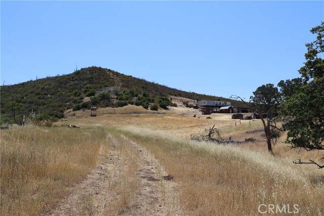 22605 Cascio Way, Lower Lake CA: https://media.crmls.org/medias/e7e91b13-6ba7-4ac0-8a47-7394cfeeebe9.jpg