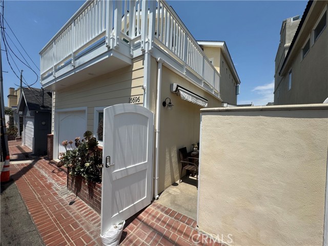 Detail Gallery Image 2 of 46 For 16696 Bayview Dr, Huntington Beach,  CA 92649 - 2 Beds | 1 Baths