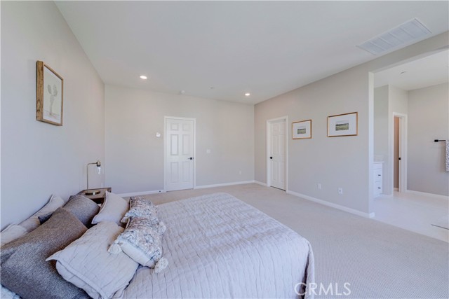 1705 Almond Tree Place, Upland CA: https://media.crmls.org/medias/e7ea27d2-bc09-45cc-9206-fe3706ea2dd2.jpg