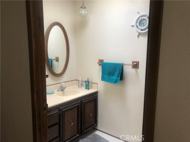 2nd Bathroom