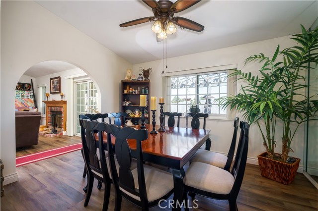 Detail Gallery Image 10 of 39 For 16800 Hidden Creek Dr, Victorville,  CA 92395 - 3 Beds | 2 Baths