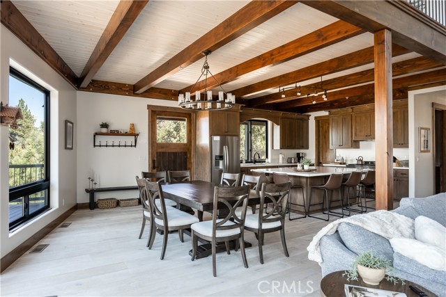 43778 Colusa Drive, Big Bear Lake CA: https://media.crmls.org/medias/e7ebc4d3-0fa2-467c-9e08-8de390530302.jpg