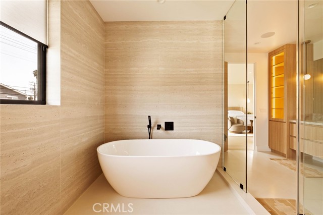 Detail Gallery Image 20 of 26 For 3962 Alla, Los Angeles,  CA 90066 - 4 Beds | 4/1 Baths