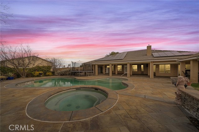 Detail Gallery Image 6 of 75 For 7172 Jargon St, Hesperia,  CA 92344 - 4 Beds | 3/1 Baths