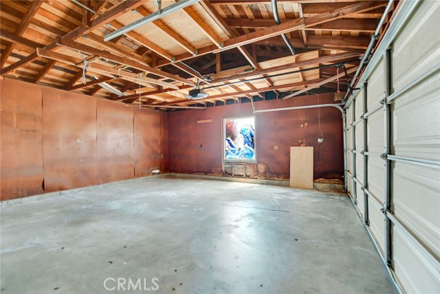 Detail Gallery Image 15 of 39 For 9561 Rockpoint Dr, Huntington Beach,  CA 92646 - 4 Beds | 2 Baths