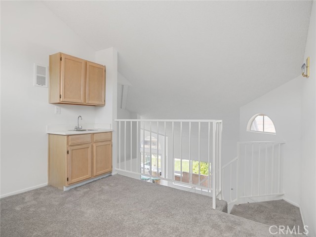 Detail Gallery Image 17 of 36 For 19802 Sandpiper Pl #16,  Newhall,  CA 91321 - 3 Beds | 2 Baths