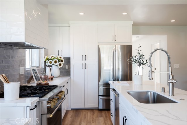 1101 High Lane, Redondo Beach, California 90278, 3 Bedrooms Bedrooms, ,2 BathroomsBathrooms,Residential,Sold,High,SB22142455