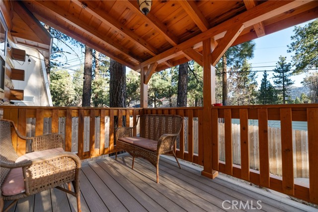 505 Barrett Way, Big Bear City CA: https://media.crmls.org/medias/e7ed9afe-01fc-4b47-ad5d-431c6d5b45c6.jpg