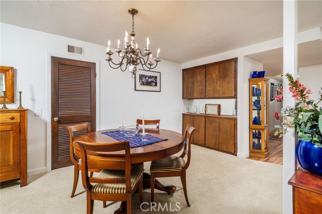 Detail Gallery Image 9 of 51 For 524 Mount Carmel Dr, Claremont,  CA 91711 - 4 Beds | 2/1 Baths