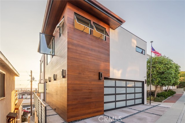 1737 Manhattan Avenue, Hermosa Beach CA: https://media.crmls.org/medias/e7edddf2-821a-4a29-be31-9136b1ac787d.jpg