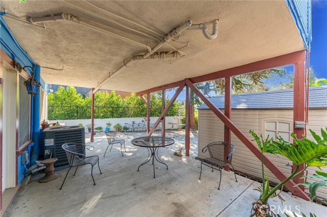 Detail Gallery Image 20 of 28 For 2042 Rome, Los Angeles,  CA 90065 - 3 Beds | 2/1 Baths