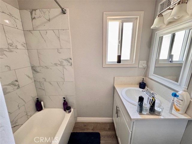 772 W 20th Street, San Bernardino CA: https://media.crmls.org/medias/e7ef995e-00dd-494b-8623-3649565b880a.jpg