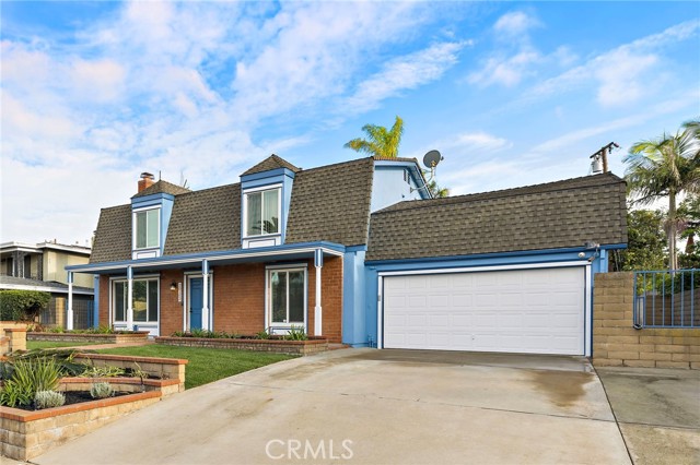 Detail Gallery Image 24 of 27 For 20152 Redlands Dr, Newport Beach,  CA 92660 - 5 Beds | 3 Baths