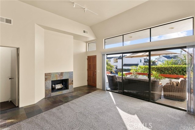 Detail Gallery Image 3 of 14 For 320 Cazador Ln #3,  San Clemente,  CA 92672 - 2 Beds | 2/1 Baths