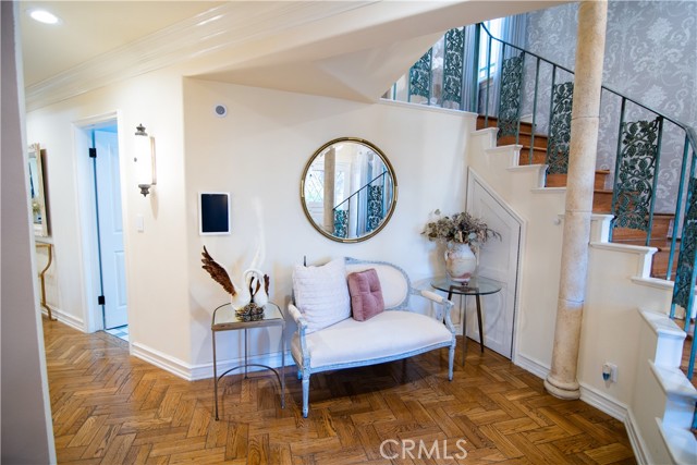 Detail Gallery Image 4 of 41 For 5770 E Lucia, Long Beach,  CA 90803 - 4 Beds | 4 Baths