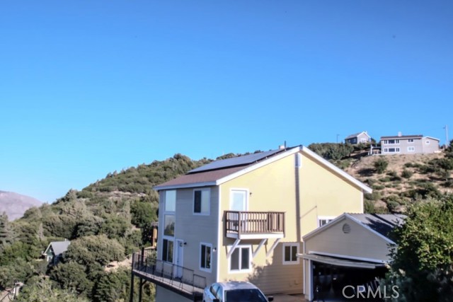 3305 Oakwood Drive, Julian CA: https://media.crmls.org/medias/e7f06100-136e-4e8b-9464-1c0687800fc2.jpg