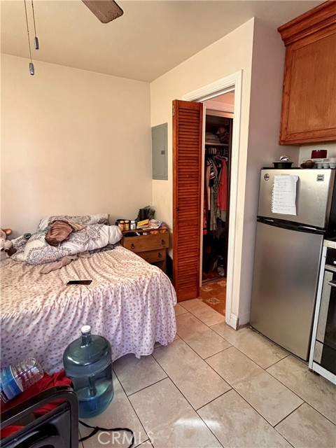 Detail Gallery Image 21 of 40 For 6147 Gundry, Long Beach,  CA 90805 - 4 Beds | 4 Baths