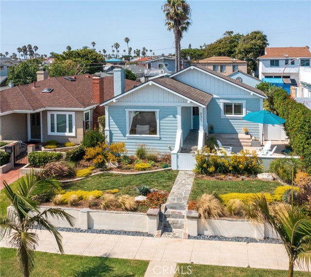 231 Avenue D, Redondo Beach, California 90277, 4 Bedrooms Bedrooms, ,2 BathroomsBathrooms,Residential,Sold,Avenue D,SB21179835