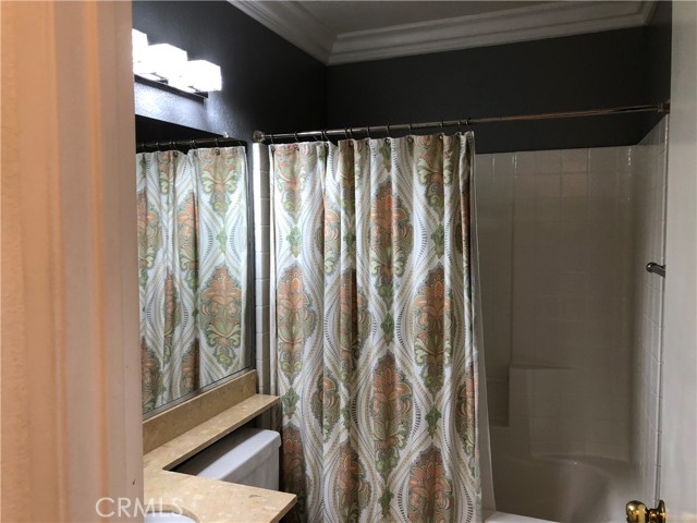 Detail Gallery Image 9 of 22 For 16175 La Fortuna, Moreno Valley,  CA 92551 - 2 Beds | 2 Baths