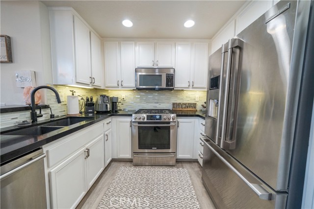 Detail Gallery Image 27 of 55 For 20 Garrison, Ladera Ranch,  CA 92694 - 3 Beds | 2 Baths