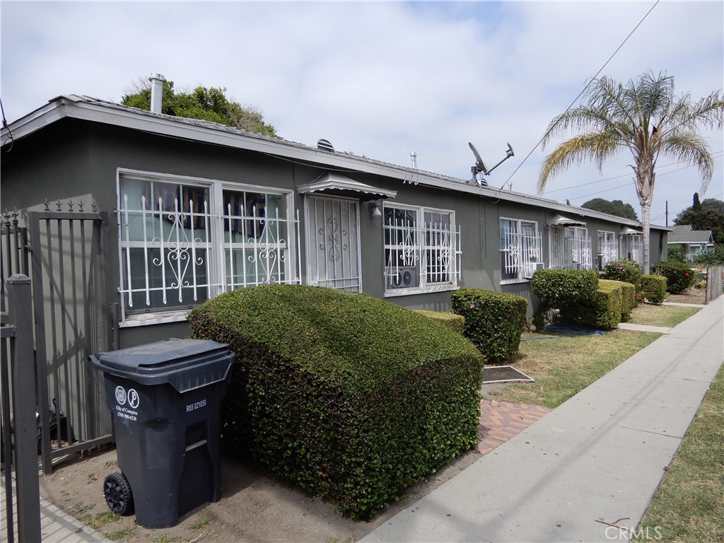 920 S Willowbrook Avenue, Compton, CA 90220