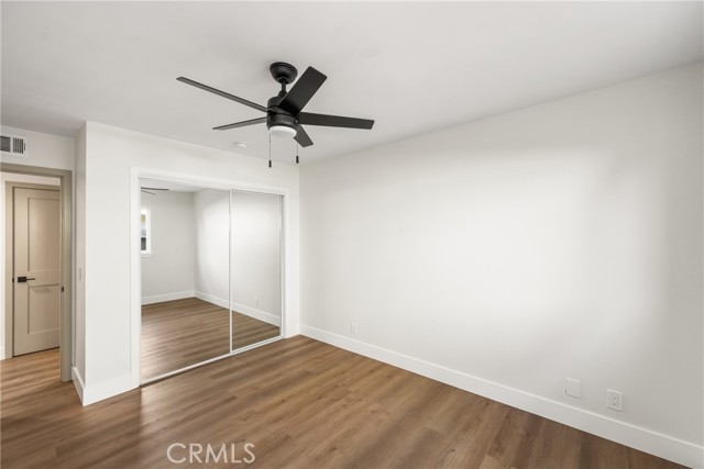 9802 Effingham Drive, Huntington Beach CA: https://media.crmls.org/medias/e7f7eb5d-a408-4190-8fc9-4e45cc7763cf.jpg