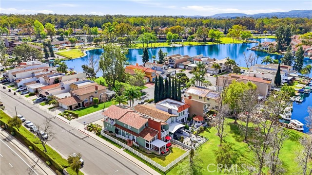 Detail Gallery Image 12 of 71 For 21911 Yellowstone, Lake Forest,  CA 92630 - 4 Beds | 3 Baths