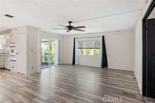 Detail Gallery Image 12 of 36 For 27701 Murrieta Rd #227,  Menifee,  CA 92586 - 2 Beds | 2 Baths