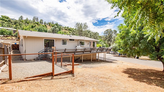 10018 El Capitan Way, Kelseyville CA: https://media.crmls.org/medias/e7f96c6e-eeea-4442-bddc-45281c9bdc0f.jpg