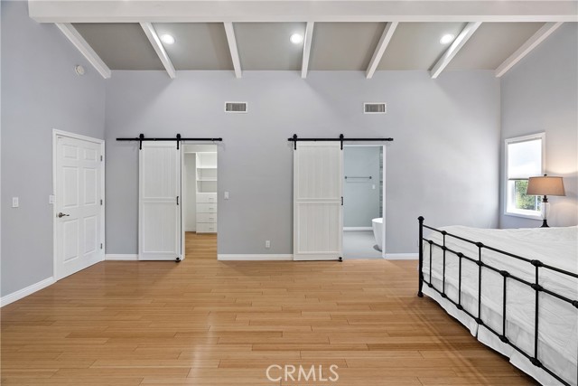 4 Bed Home for Sale in Encino, California