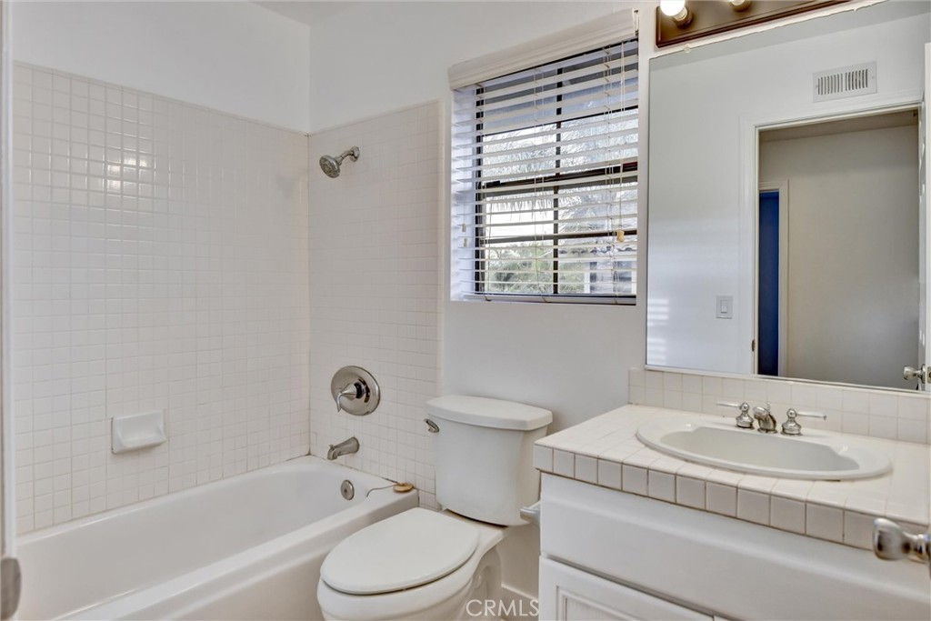 MLS #SR25260400 image #32