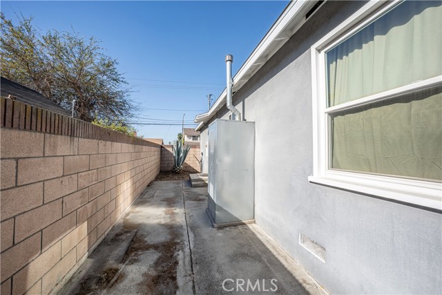 15336 Ryon Avenue, Bellflower, California 90706, 3 Bedrooms Bedrooms, ,1 BathroomBathrooms,Single Family Residence,For Sale,Ryon,DW25017989