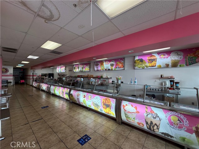 716 E Arrow Highway, Pomona CA: https://media.crmls.org/medias/e7fcae3a-b75f-4e4b-b83d-ffbba15f9ea5.jpg