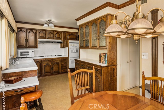 Detail Gallery Image 17 of 34 For 1881 Park Skyline, North Tustin,  CA 92705 - 4 Beds | 3/1 Baths